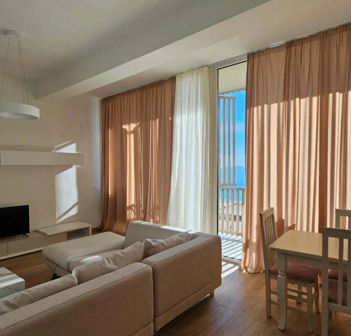 Whisky Green Coast Hotel & Apartments Palasë Semesteranläggning (resort)